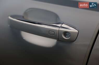 Седан Audi A6 2013 в 
