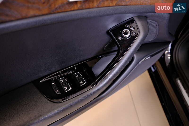 Седан Audi A6 2013 в Одессе