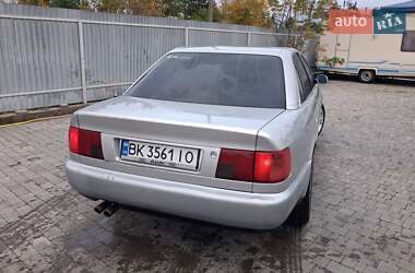 Седан Audi A6 1995 в 