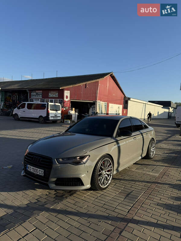 Седан Audi A6 2015 в Виноградові