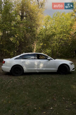 Седан Audi A6 2012 в 