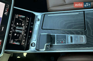Седан Audi A6 2022 в 