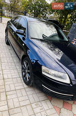 Седан Audi A6 2004 в  фото 4 Седан Audi A6 2004 в