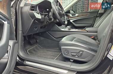 Седан Audi A6 2020 в 