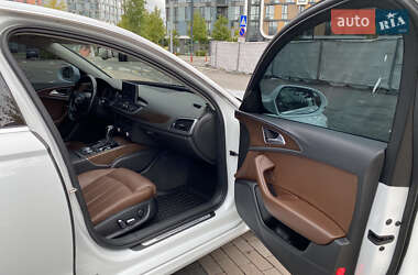 Седан Audi A6 2015 в 
