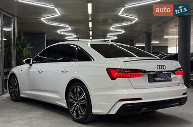 Седан Audi A6 2019 в 