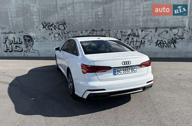 Седан Audi A6 2022 в 