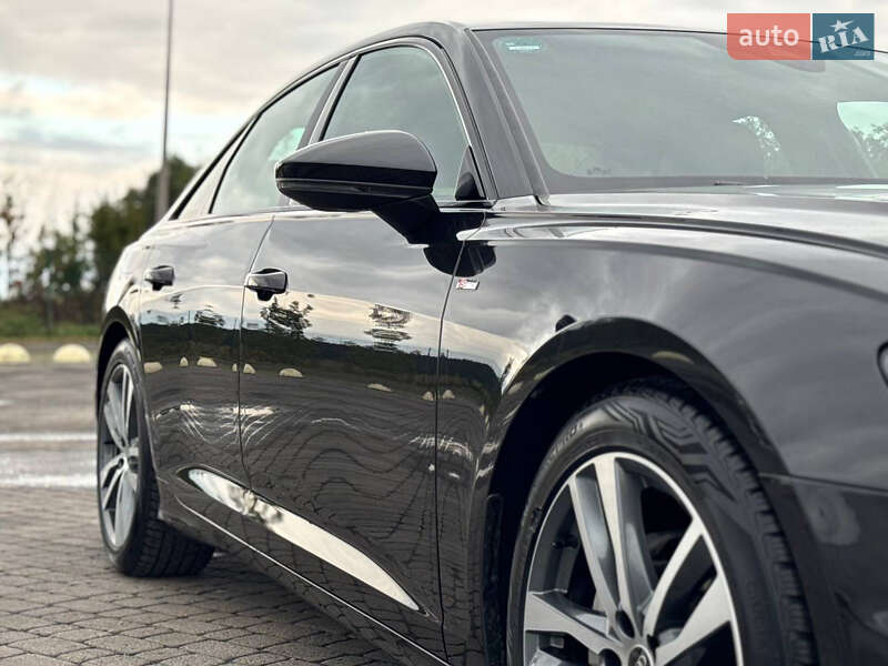 Седан Audi A6 2021 в Радивиліві