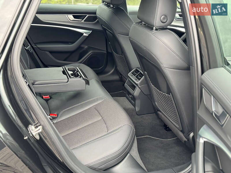Седан Audi A6 2021 в Радивиліві