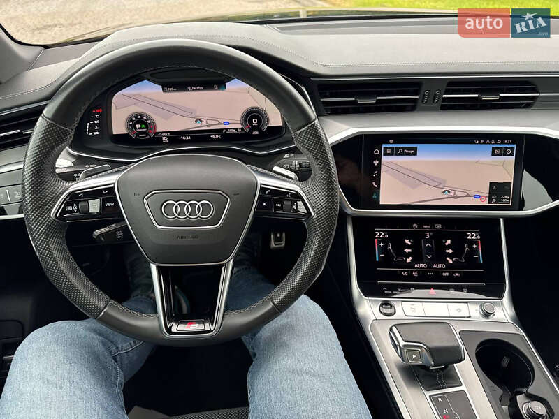 Седан Audi A6 2021 в Радивиліві