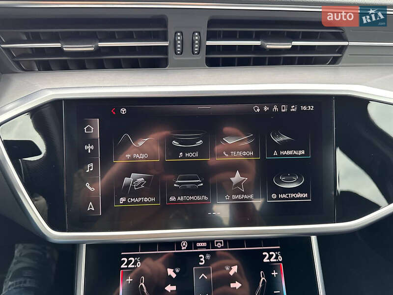 Седан Audi A6 2021 в Радивиліві