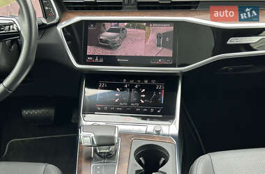 Седан Audi A6 2019 в 