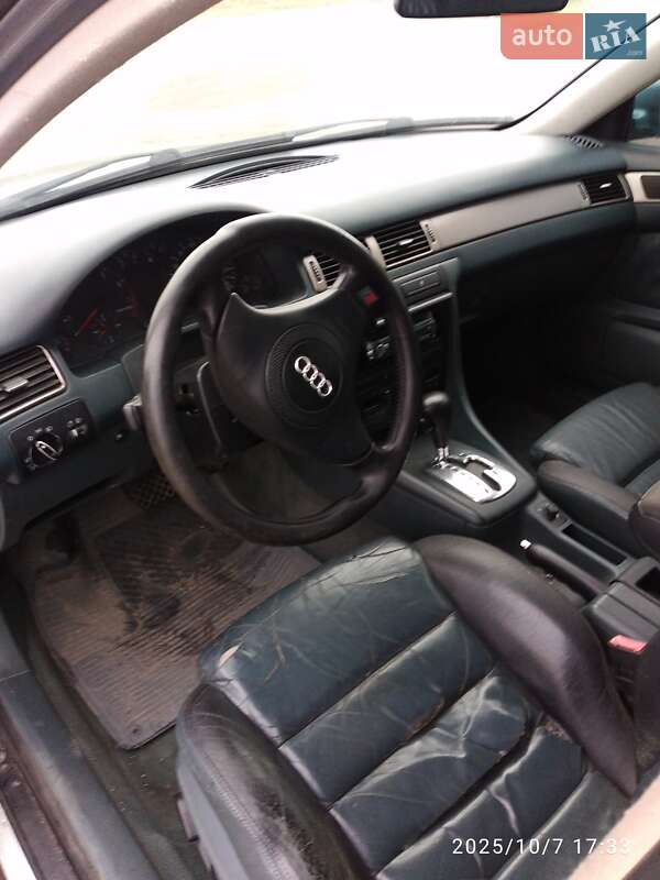 Універсал Audi A6 1998 в Ічні