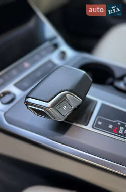 Універсал Audi A6 2021 в 