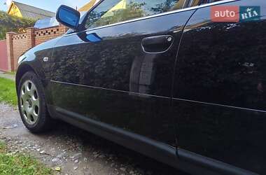 Седан Audi A6 2001 в 