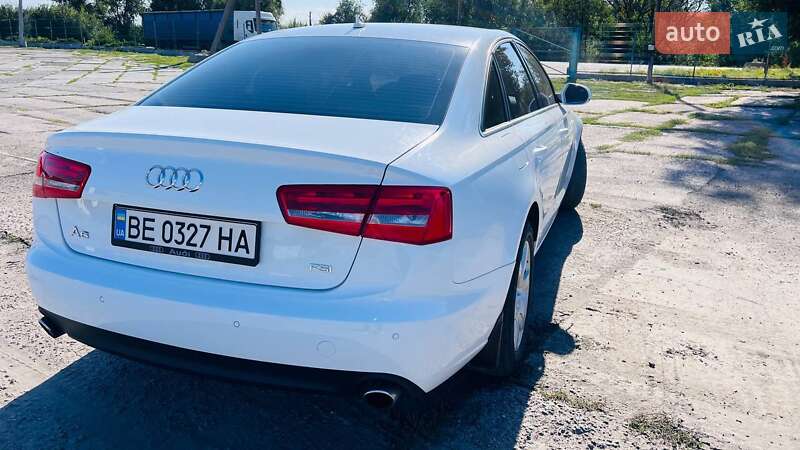 Седан Audi A6 2011 в Новом Буге