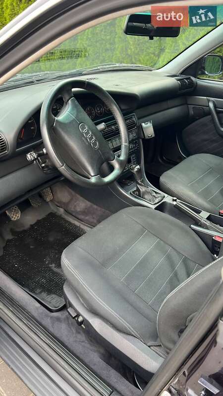 Седан Audi A6 1996 в Черкассах