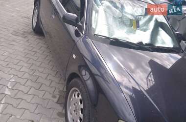 Седан Audi A6 2001 в 