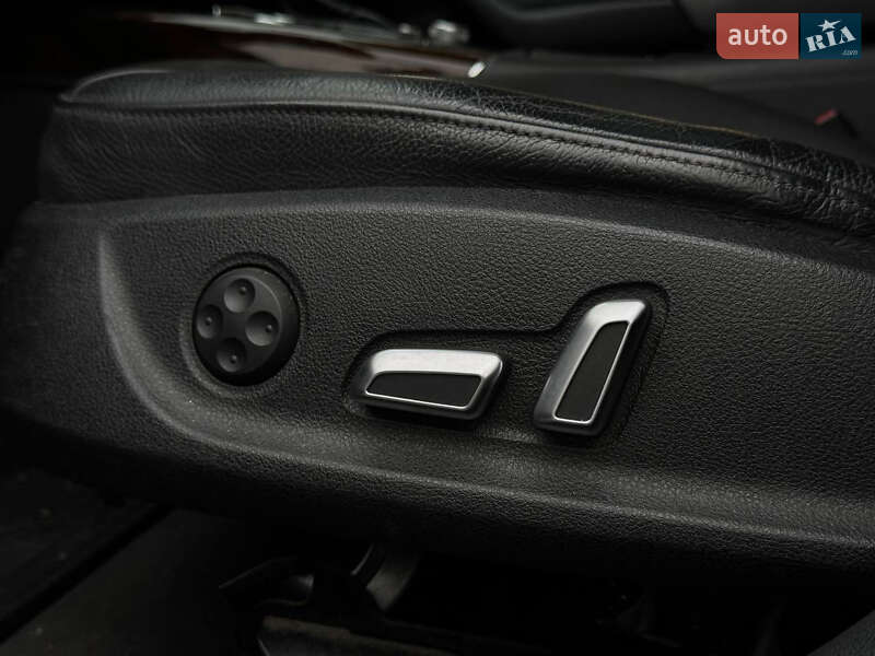 Седан Audi A6 2015 в Киеве