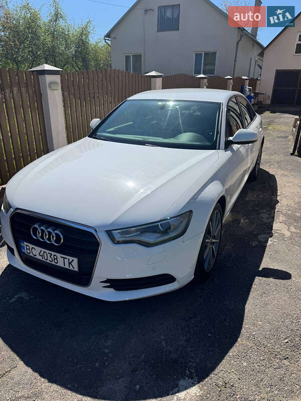 Седан Audi A6 2012 в Львове
