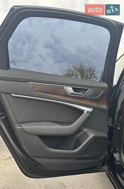 Седан Audi A6 2019 в 