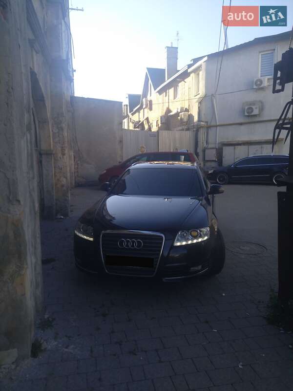 Универсал Audi A6 2010 в 