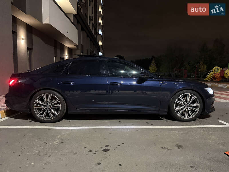 Седан Audi A6 2018 в Киеве