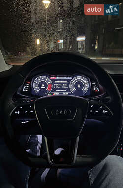 Седан Audi A6 2018 в 