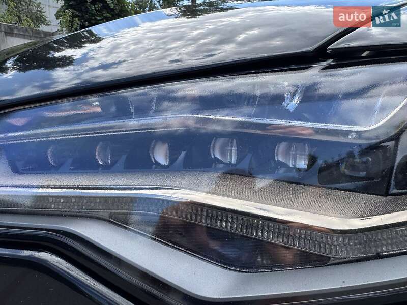 Седан Audi A6 2014 в Запоріжжі