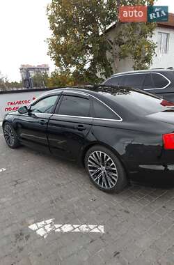 Седан Audi A6 2012 в 