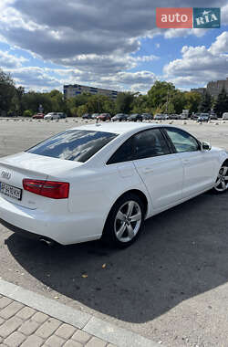 Седан Audi A6 2012 в 