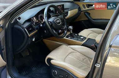 Седан Audi A6 2012 в 