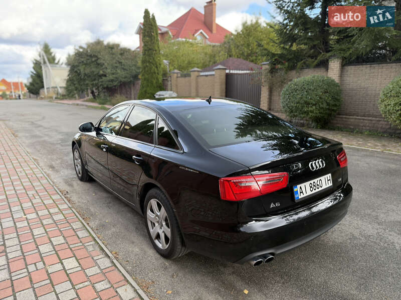 Седан Audi A6 2012 в Киеве