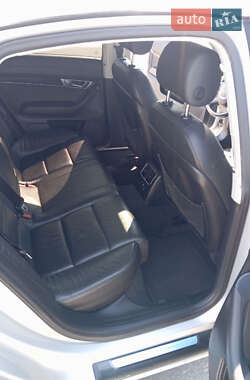 Седан Audi A6 2010 в 