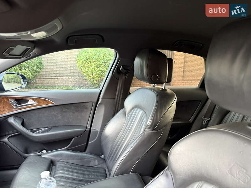 Седан Audi A6 2012 в Киеве