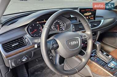 Седан Audi A6 2015 в 