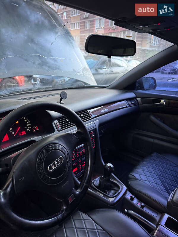 Універсал Audi A6 2000 в Києві