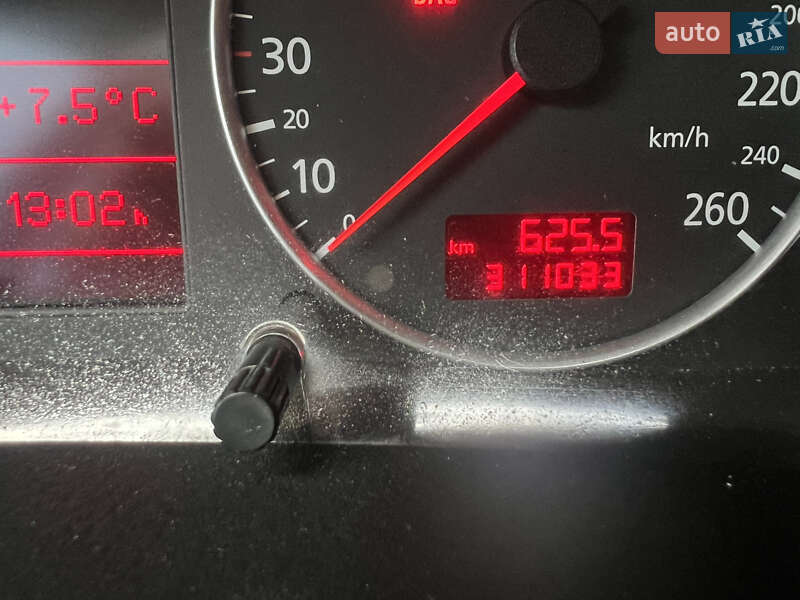 Седан Audi A6 2002 в Калиновке фото 21 Седан Audi A6 2002 в Калиновке