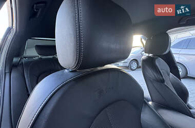 Седан Audi A6 2016 в 