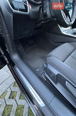 Седан Audi A6 2020 в 