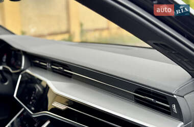 Седан Audi A6 2019 в 