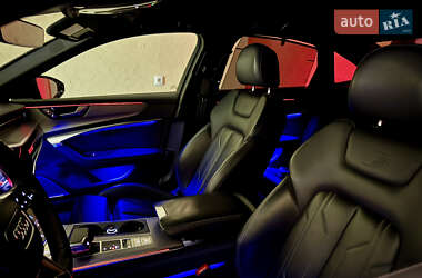 Седан Audi A6 2019 в 