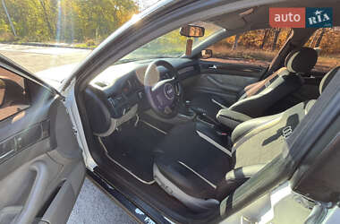 Универсал Audi A6 2000 в 