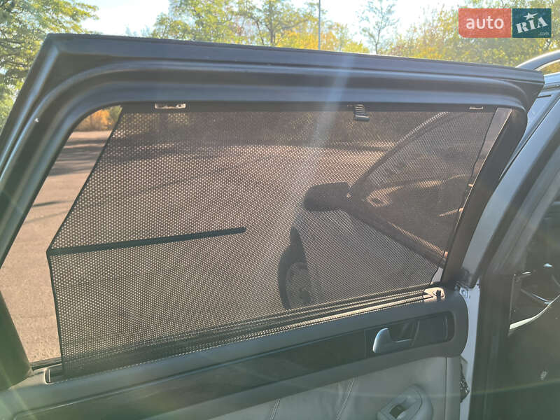 Універсал Audi A6 2000 в Дніпрі