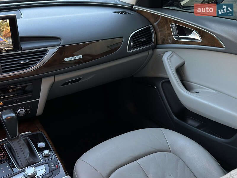 Седан Audi A6 2015 в Луцьку