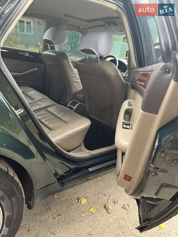 Седан Audi A6 2001 в Смілі