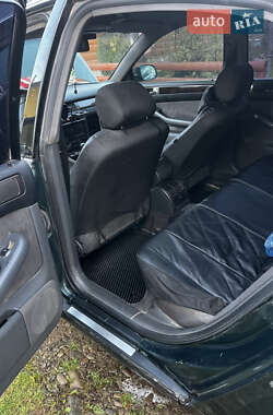Седан Audi A6 1998 в  фото 3 Седан Audi A6 1998 в