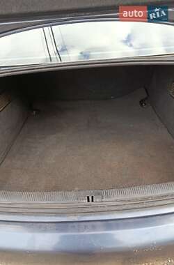 Седан Audi A6 2004 в 