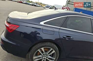 Седан Audi A6 2019 в 