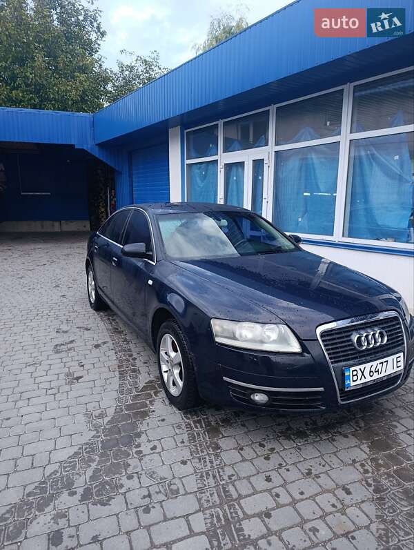 Седан Audi A6 2004 в Кременце